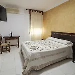 Virgen De Reyes Otel 2*