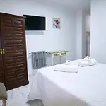 Otel Virgen De Reyes