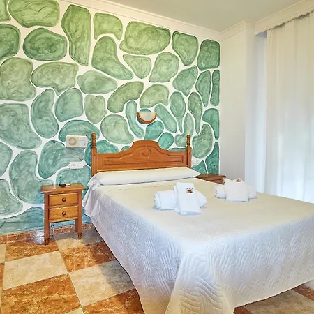 Virgen De Reyes Отель 2*