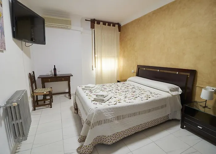 Virgen De Reyes Hotel 2*