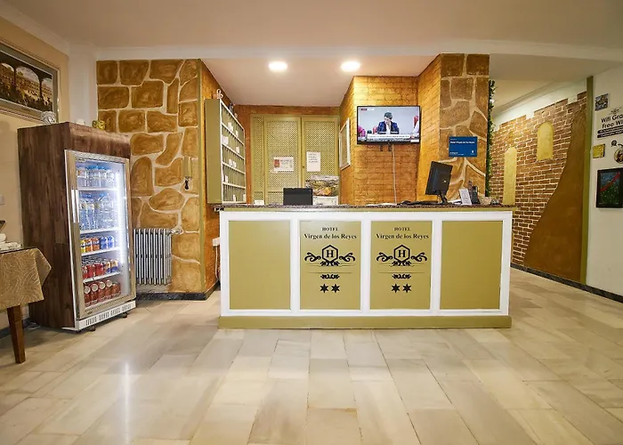 Virgen De Reyes 2*