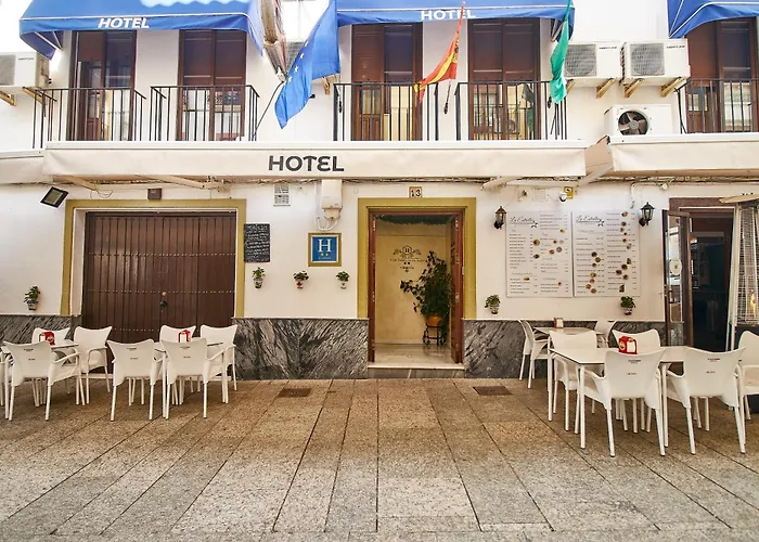 Hotel Virgen De Reyes