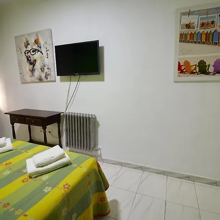 Virgen De Reyes 2* روندا