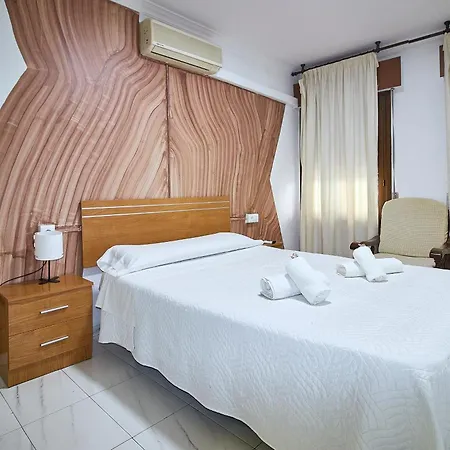 Virgen De Reyes فندق