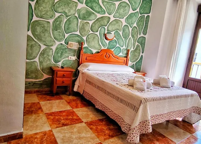 圣女德洛斯雷耶斯酒店