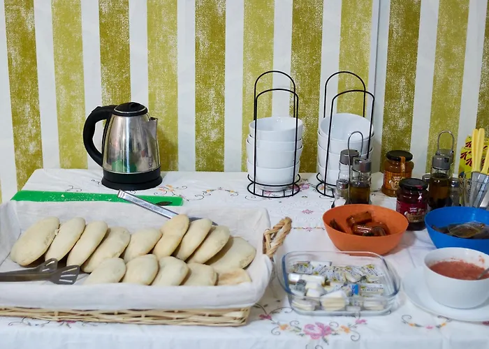 圣女德洛斯雷耶斯酒店 酒店 龙达