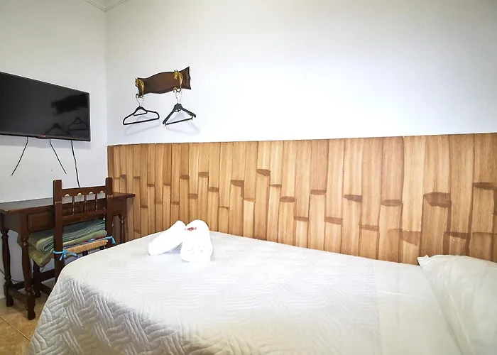 圣女德洛斯雷耶斯酒店