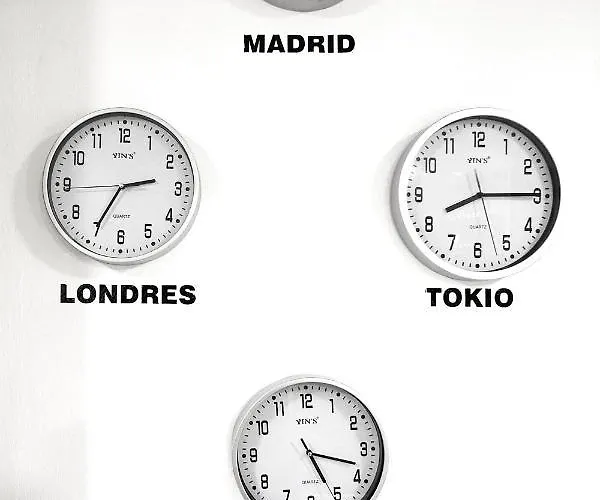 호텔 비르겐 드 레예스 2*