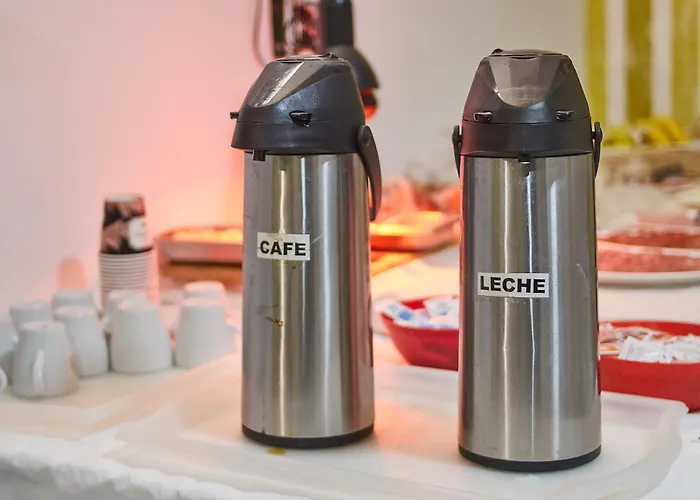 비르겐 드 레예스 2*