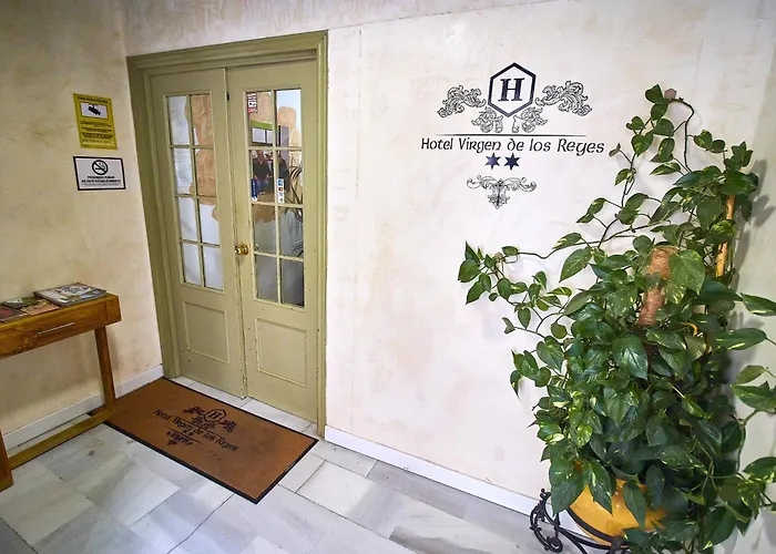 비르겐 드 레예스 2* 론다