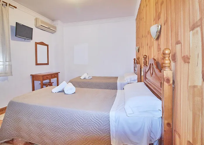 비르겐 드 레예스 론다